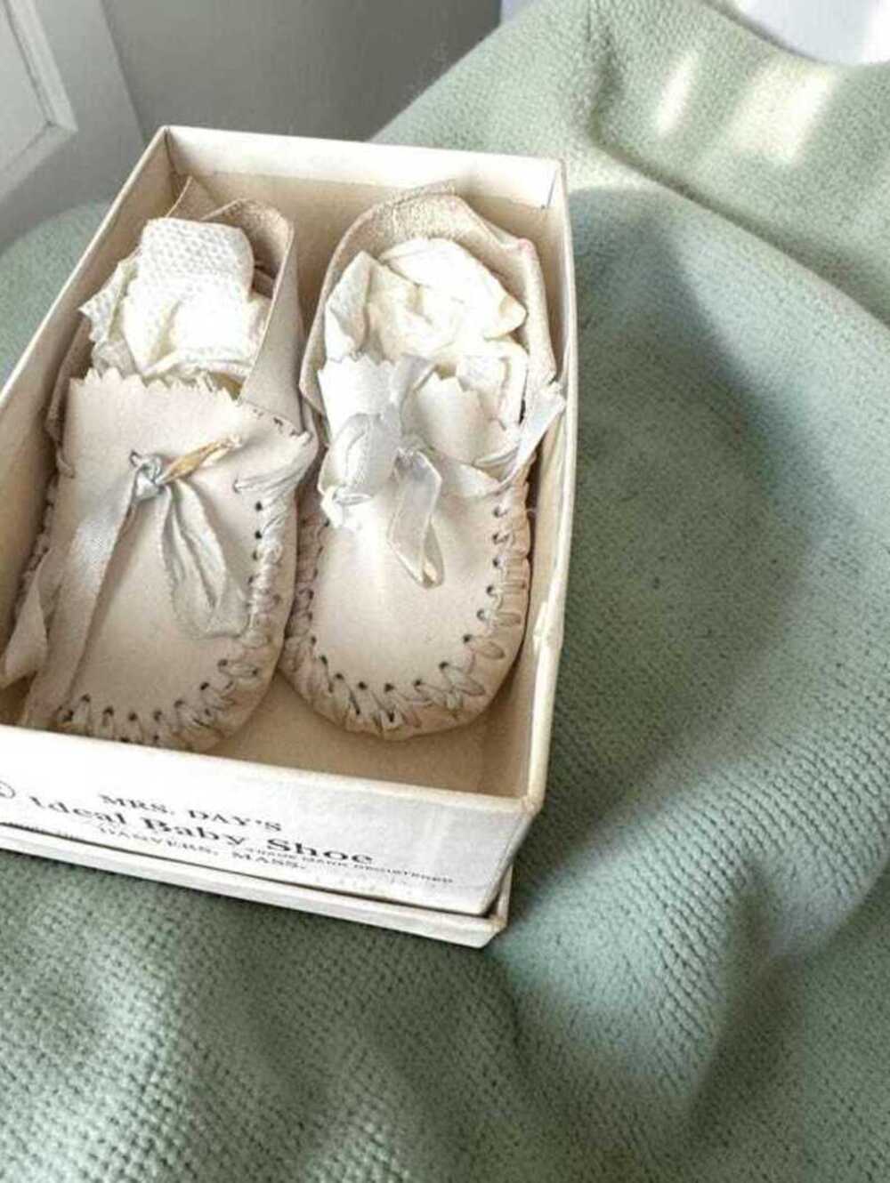 Antique Mrs. Day's Ideal Baby Shoes, White Leather Booties, Infant Heirloom